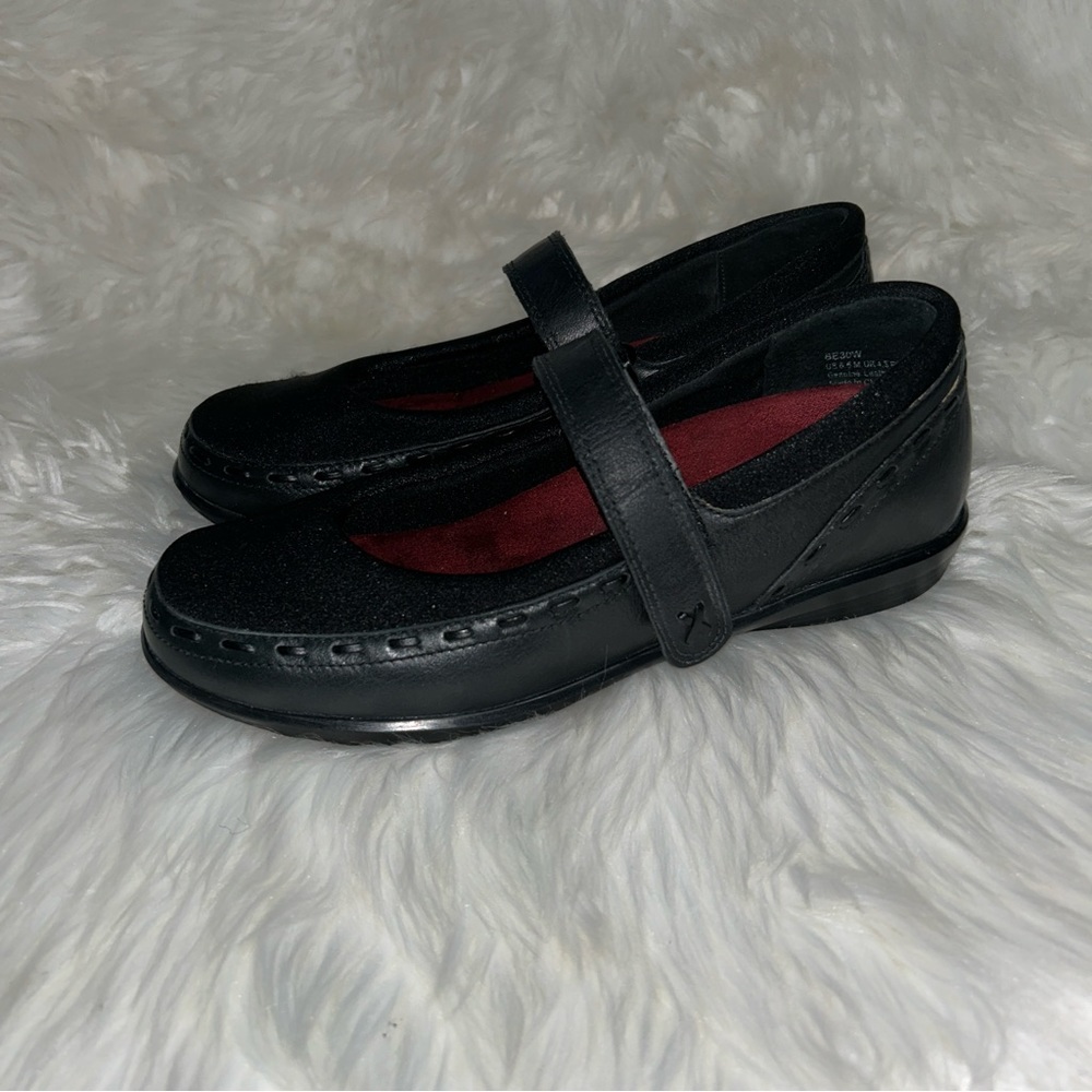 Berries Aetrex Black Mary Jane’s sz 6.5